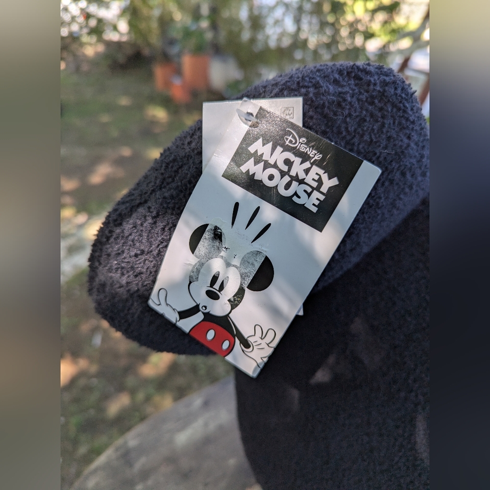 NWT 🌞❤️ DISNEY ❤️🌞 4 PC GIFT 🎁 BUNDLE: 2 Spatulas, Mickey Pillow & Bucket Hat - Picture 7 of 16